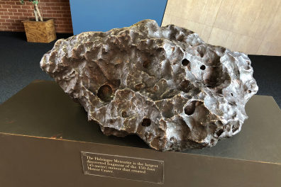 Fragment de la météorite à l'origine du Meteor Crater (Arizona, USA)